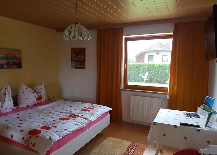 Haus Zur Sonne Homestay *